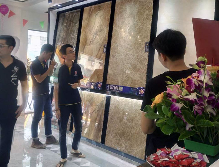 叼嘿软件下载大全陶 瓷磚代理  陶瓷一線叼嘿免费看的APP 普寧 開業