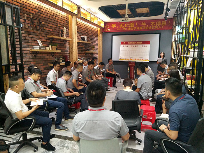 我的團隊我的團——叼嘿软件下载大全陶銷售團隊8月ＰＫ賽成績揭曉