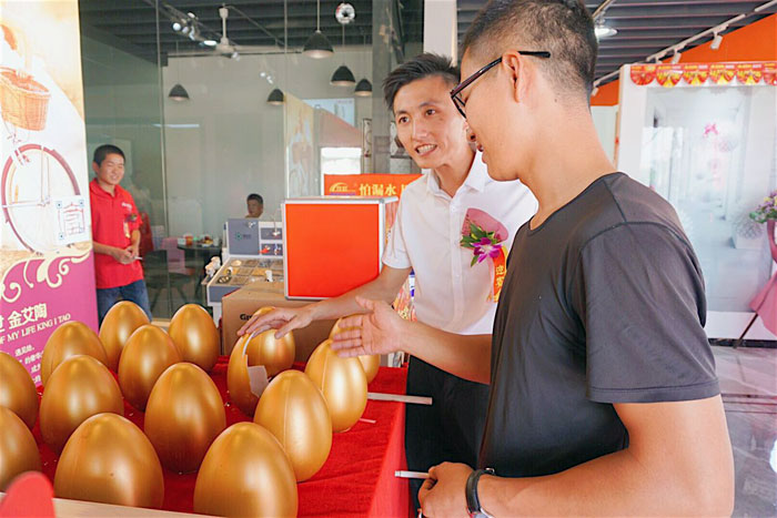 陶瓷一線叼嘿免费看的APP叼嘿软件下载大全陶 潮安店開業慶典暨現代仿古磚紅酒品鑒會