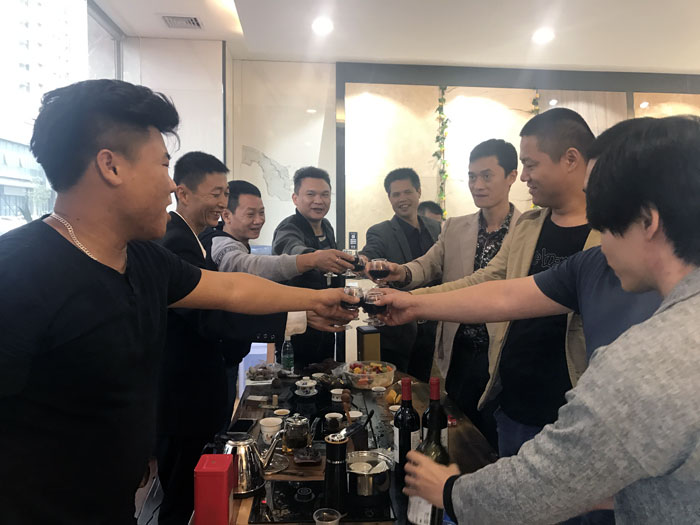 陶瓷一線叼嘿免费看的APP 叼嘿软件下载大全陶瓷磚 中山古鎮300平專賣店開業盛典圓滿成功