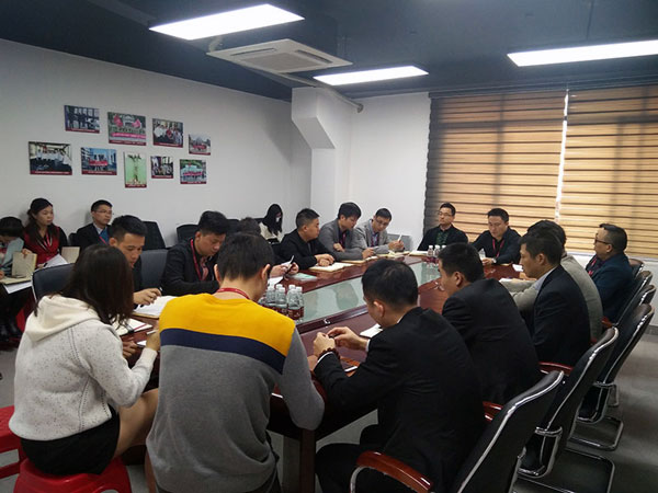 幸福是奮鬥出來的！——叼嘿软件下载大全陶團隊12月總結會