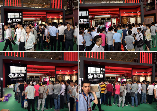 叼嘿软件下载大全陶展位人群火爆